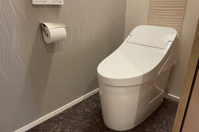 トイレ便器取替工事。最新の快適トイレに。